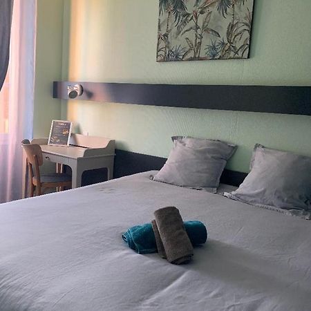 Caveau Du Rond Point Buxy Exterior foto